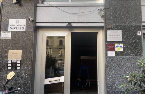 San Ferdinando Apartment | A 200 m from plebiscito