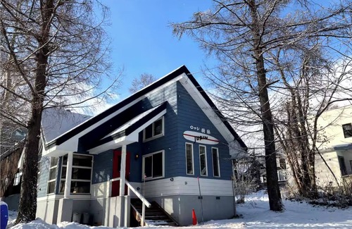 Hirafu Ski Chalet | A 4-bedroom, 2-bathroom house in the heart of Hirafu with lovely Mt. Yotei views