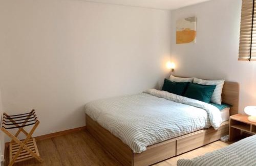 Sadang-dong Apartment | a 5-minute walk from airport bus stop, near Gangnam, Hongdae, Arrived at Express Bus Terminal Station, Subway 7min, Convenient access to other regions such as Busan, Gwangju, and Jeonju
