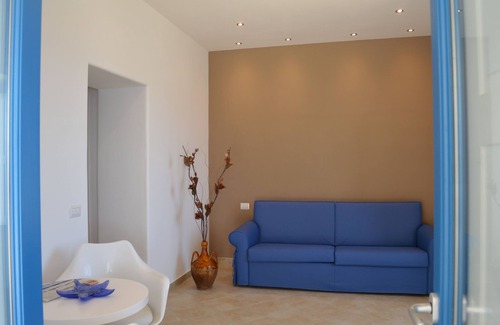 Malfa House | A Alera Room and Breakfast