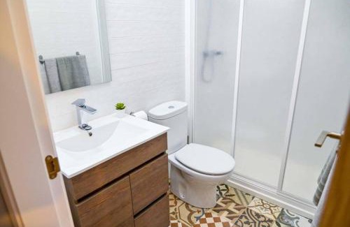 Torrico Apartment | A - Apartamento elegante con piscina compartida