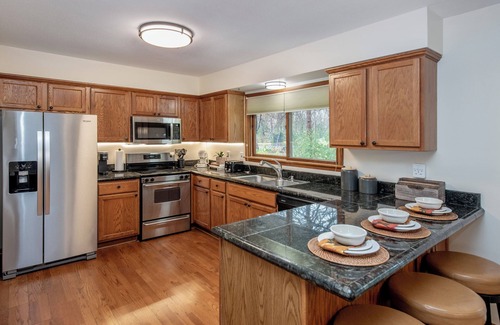 Apple Valley House | A beautiful five-bedroom house is perfect for the entire family!