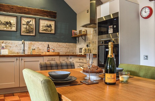 Fiddington Cottage | A beautiful home just a minutes walk from the beach with a unique and fascinating history.