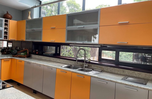 Greater Johannesburg Metropolitan Area House | A beautiful spacious tranquil house to rejuvenate in the heart of Northcliff.