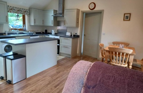 Pontdolgoch Apartment | A beautiful well appointed accomodation with all you need for a lovely break