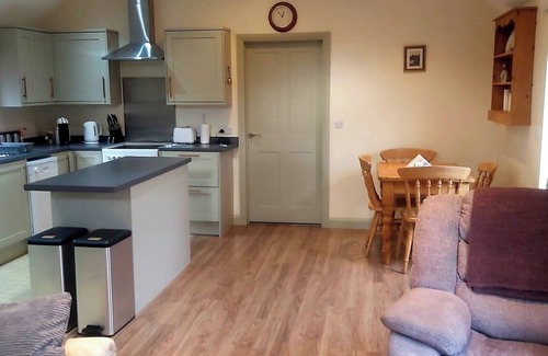 Pontdolgoch Apartment | A beautiful well appointed accomodation with all you need for a lovely break