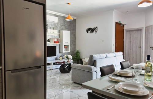 Marsalforn Apartment | A Bed of Roses