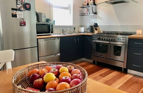 Bondi Beach Apartment | A Bondi beauty!