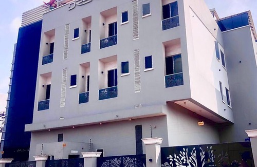 Surulere Apartment | A boutique hotel, situated in the middle of Nigeria's commercial capital Lagos.