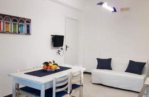 Sciacca Apartment | A Casa di Tony Sicilian Holidays. White