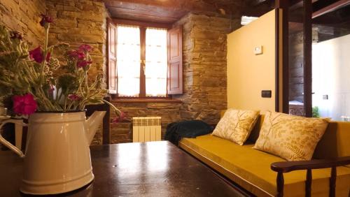 Santa Eulalia de Oscos Apartment | A Casoa II