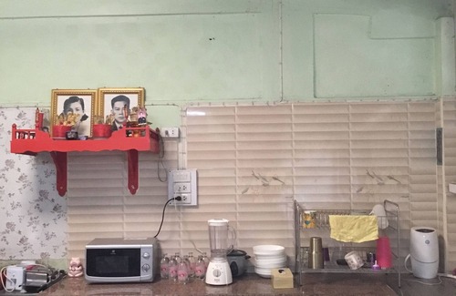 Talat Noi House | A cheap private room
