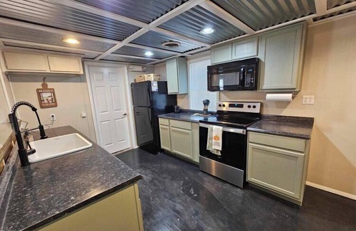 Holdenville House | A classic home in the heart of Holdenville!