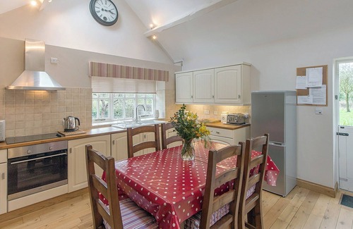 Bishops Castle Cottage | A cosy cottage in an Area of Outstanding Natural Beauty.