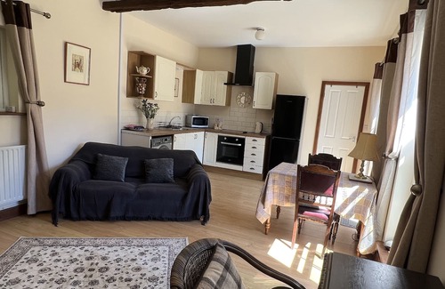 Bury St Edmunds Apartment | A country side retreat. And dog friendly!