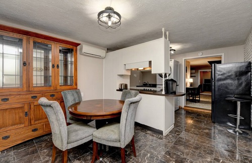 Sharon Heights House | A Couple's Urban Get-A-Way Bungalow Under The Pines