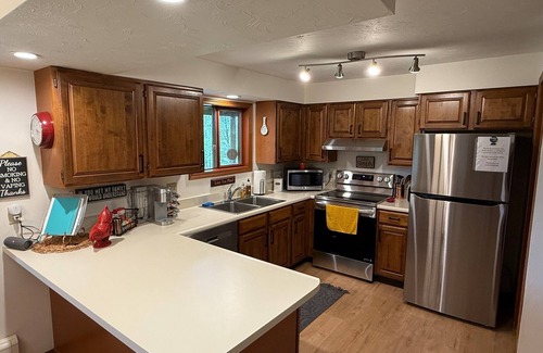 Mendenhall Valley Apartment | A Cozy Home Away From Home in Alaska!
