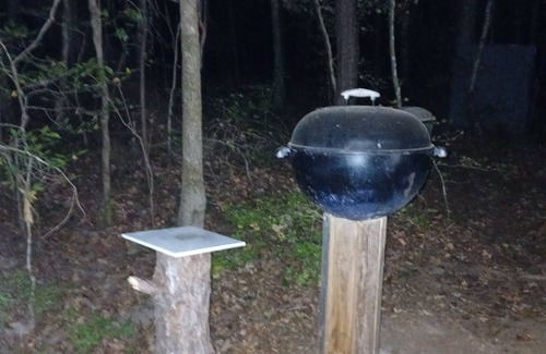 Lancaster RV Rental | A crackling campfire, a creek & deer outside your tent & we have a nature trail!