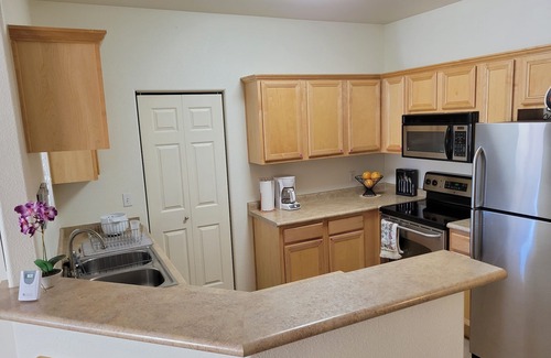 Deer Valley Condo | A cute and cozy 1 bedroom,1bathroom condo in the heart of North Phoenix!