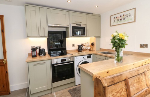 Fremington House | A D COACH HOUSE, pet friendly, character holiday cottage in Reeth