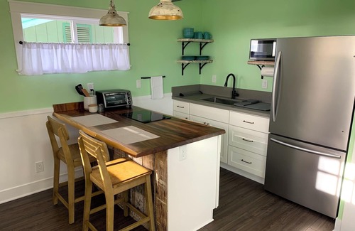 Kona Palisades House | A Delightful Beach Loft with Panoramic Ocean View