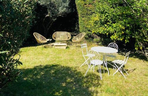 Boulbon House | "A Deux Pas de la Montagnette", mazet provencal 4 personnes