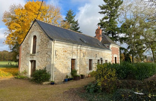 Beaumont-Louestault House | A dream holiday in the heart of nature in a historic setting