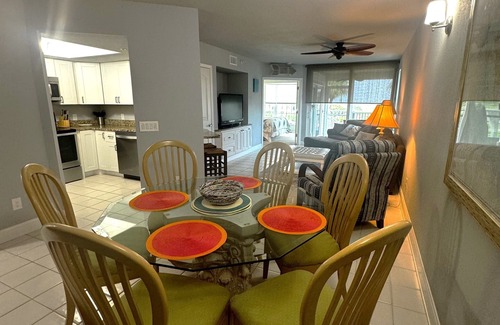 Palm Island Villa | A Family Friendly Fantastic villa for your Gulf Shore Vacation! B3513B