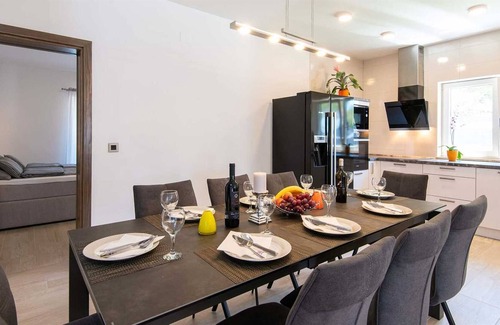 Orebic Villa | A family villa with a pool, gym and a sauna