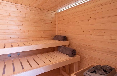 Orebic Villa | A family villa with a pool, gym and a sauna