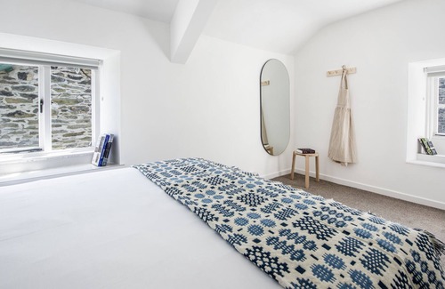 Pentre-Foelas Apartment | A foelas 2 bed cottage that sleeps 3 guests in 2 bedrooms