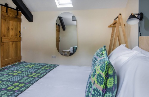 Pentre-Foelas Apartment | A foelas 2 bed cottage that sleeps 4 guests in 2 bedrooms