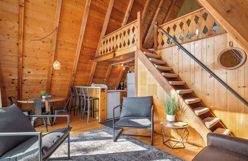 Grant Cottage | A Frame CottAge on Hess Lake - Grant/Newaygo MI
