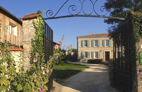 Le Thou House | A French country home and a gateway to explore the southwest region
