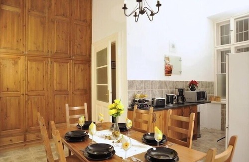 Palace District Apartment | A fully equipped, 5-room stylish, spacious apartment in the centre of Budapest