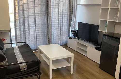 Varosha Apartment | A fully furnished compact Studio in the top center of Blagoevgrad, Mall