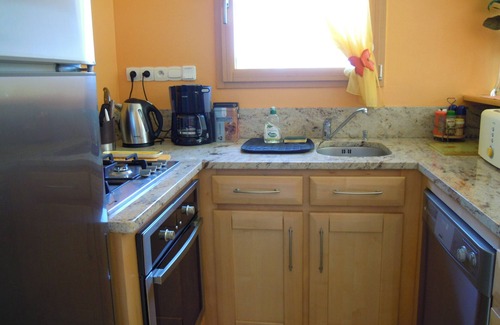 Brignogan-Plage Apartment | A furnished 5 * - Independent apprt in villa 100 m from the sea