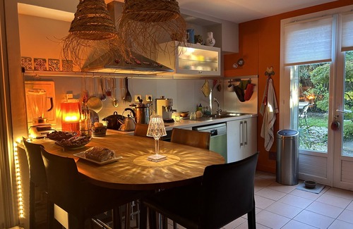 Bonnefoy-Roseraie-Gramont House | a garden in town - TOULOUSE house near metro