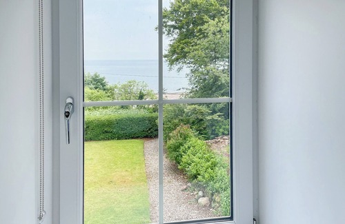 Kilmory Cottage | A great coastal property with superb views over the bay.