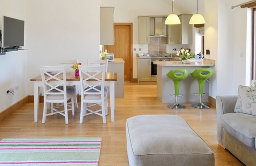 Hartland Cottage | A great location for a family holiday.