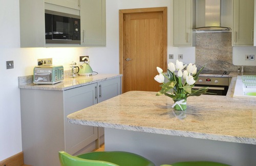 Hartland Cottage | A great location for a family holiday.