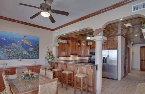 Bridgetown Villa | A Haven for Romance & Barefoot Luxury in Belize