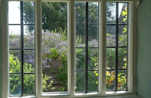 Dunster Cottage | A HEAVENLY RETREAT WITH OFF-STREET PARKING