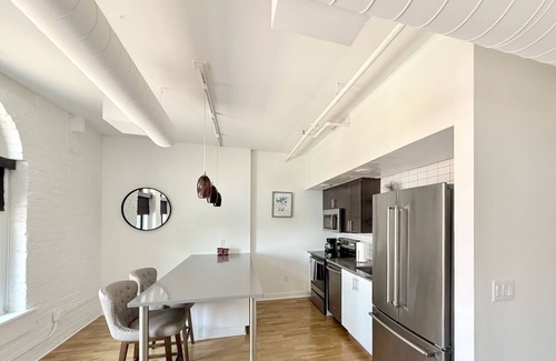 Old Market Apartment | A historic 700 square foot loft in the heart of the Old Market