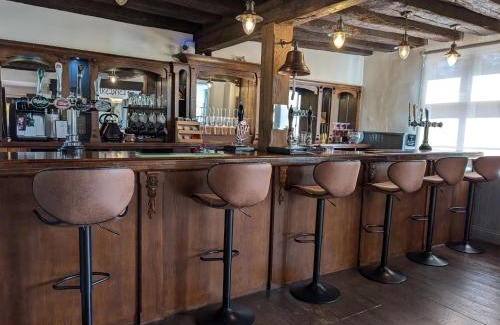 Bury St Edmunds House | A historic Pub with a modern twist - The Greyhound