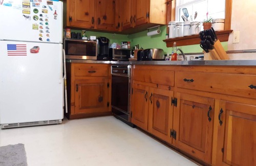 Dumbarton Bed & Breakfast | A house full of steel balls and games