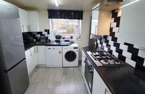 Ebbw Vale Apartment | a House in Heart of Valleys in Blaenau Gwent