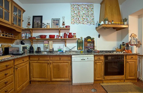 Montalegre e Padroso House | A house in the castle hill