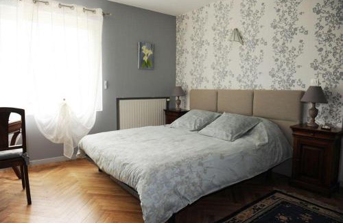 Hostun Bed & Breakfast | A l'orée du bois - Chambres d'hôtes
