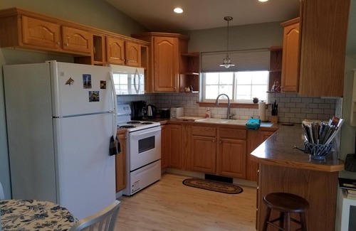Hyalite Meadows Apartment | A little bit o' country, yet close to town, with spectacular mountain views!